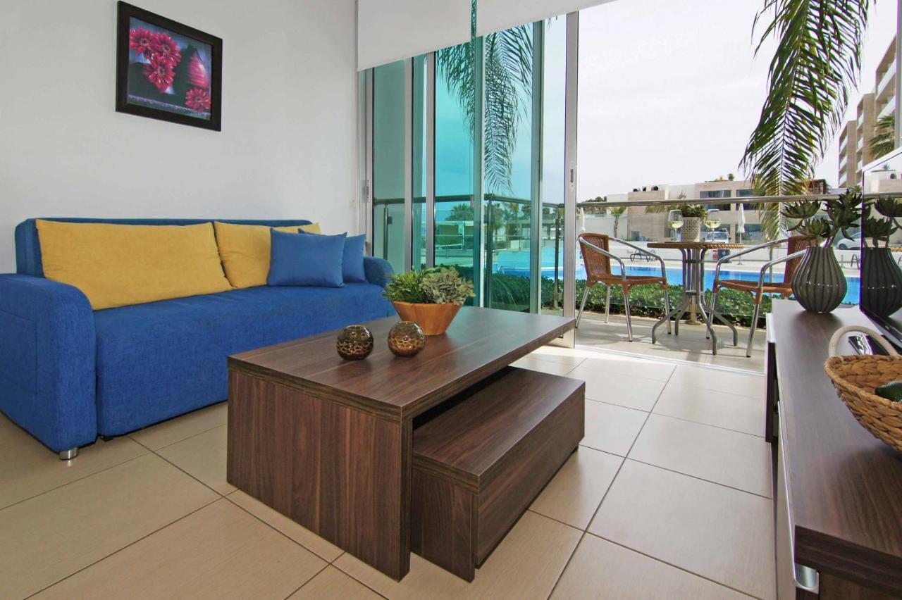 Diana - Coralli Beachfront Apartment Protaras Luaran gambar