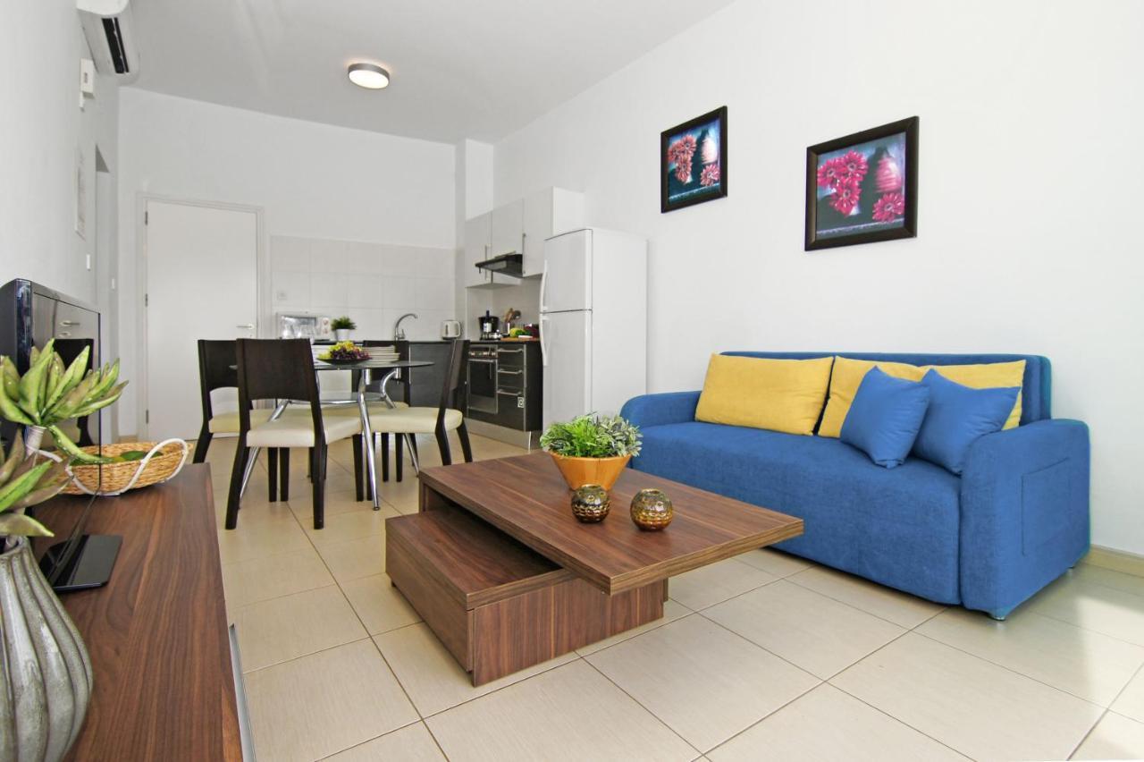 Diana - Coralli Beachfront Apartment Protaras Luaran gambar