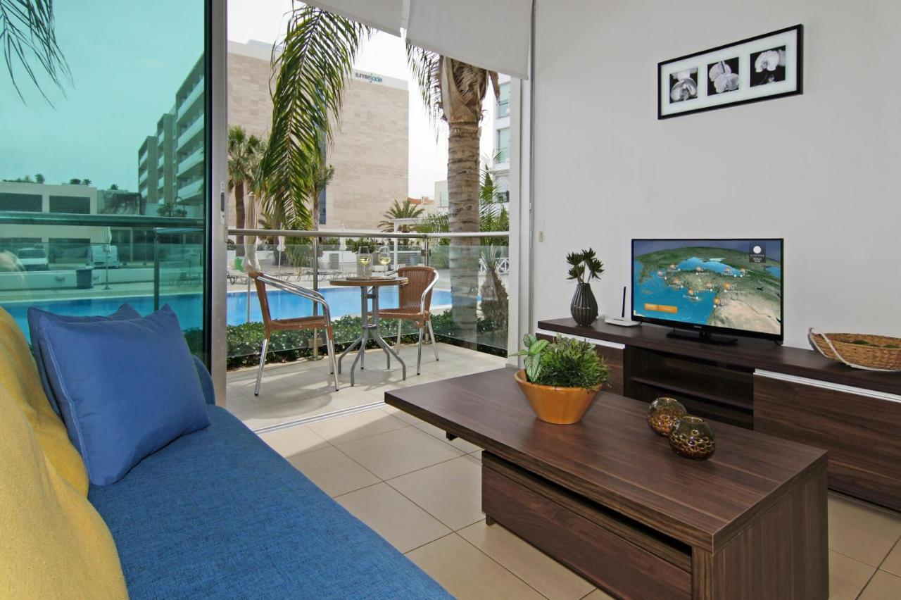 Diana - Coralli Beachfront Apartment Protaras Luaran gambar