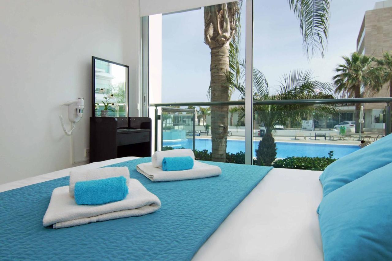 Diana - Coralli Beachfront Apartment Protaras Luaran gambar