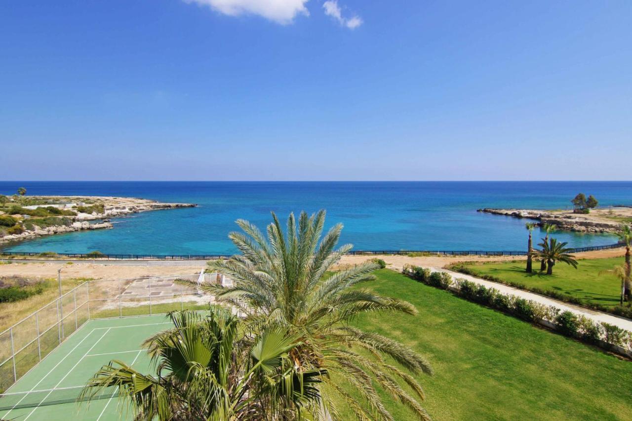Diana - Coralli Beachfront Apartment Protaras Luaran gambar