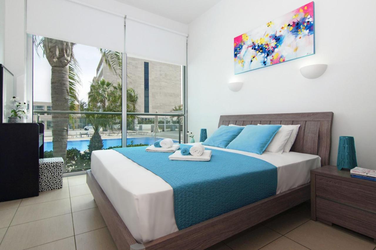 Diana - Coralli Beachfront Apartment Protaras Luaran gambar